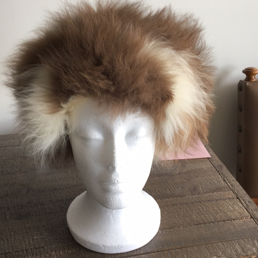 Fur hat - Picture 2 of 5